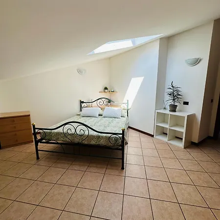 - Lago&monti Views- Free Wi-fi Apartman Luino