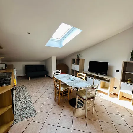 Apartment - Lago&monti Views- Free Wi-fi *